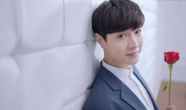 狗仔爆料张艺兴视频,张艺兴幕后花絮视频大揭秘